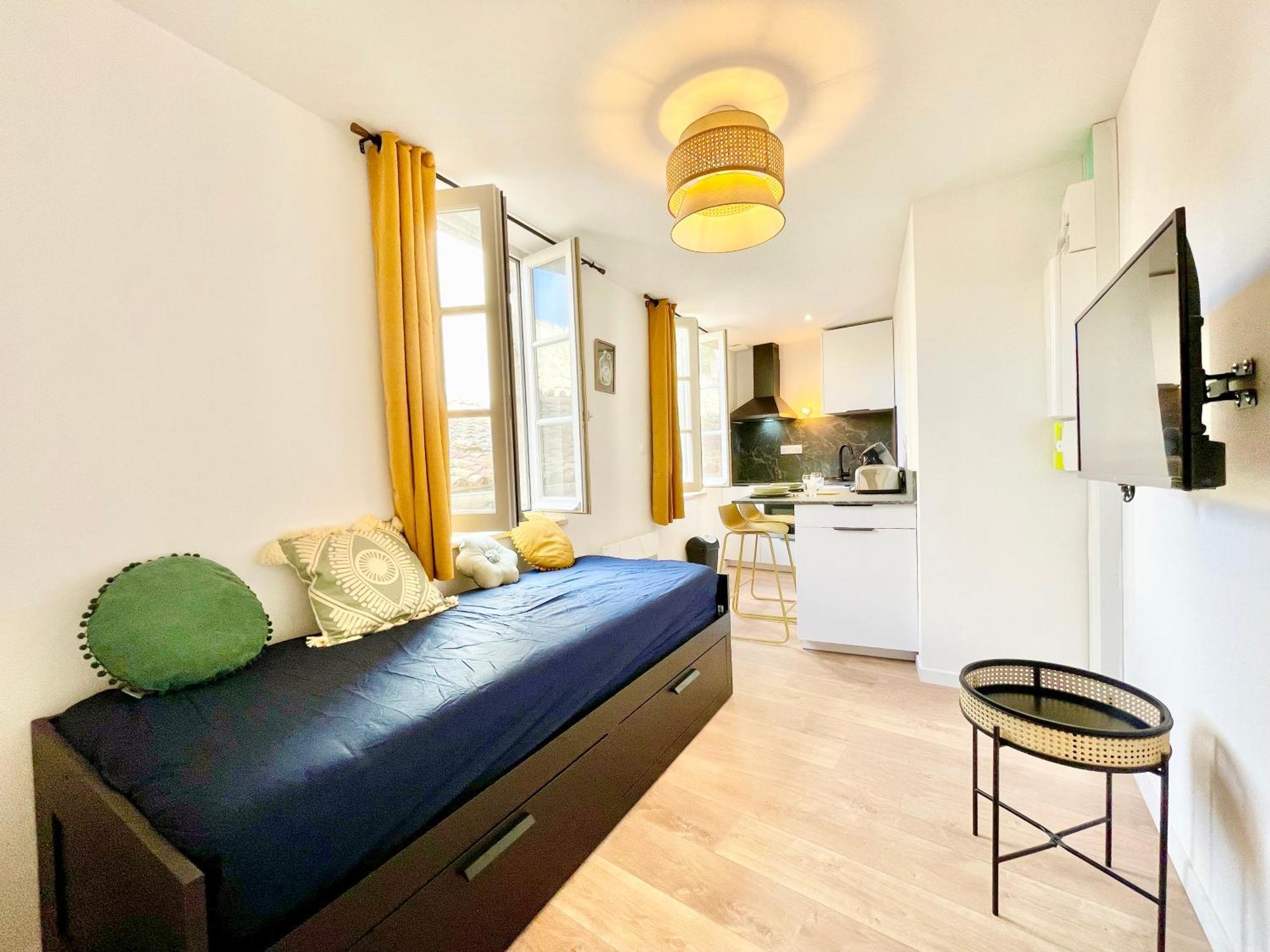 - Hyper-centre - En Duplex Ou Triplex - Wifi Fibre - Nouveau Niort